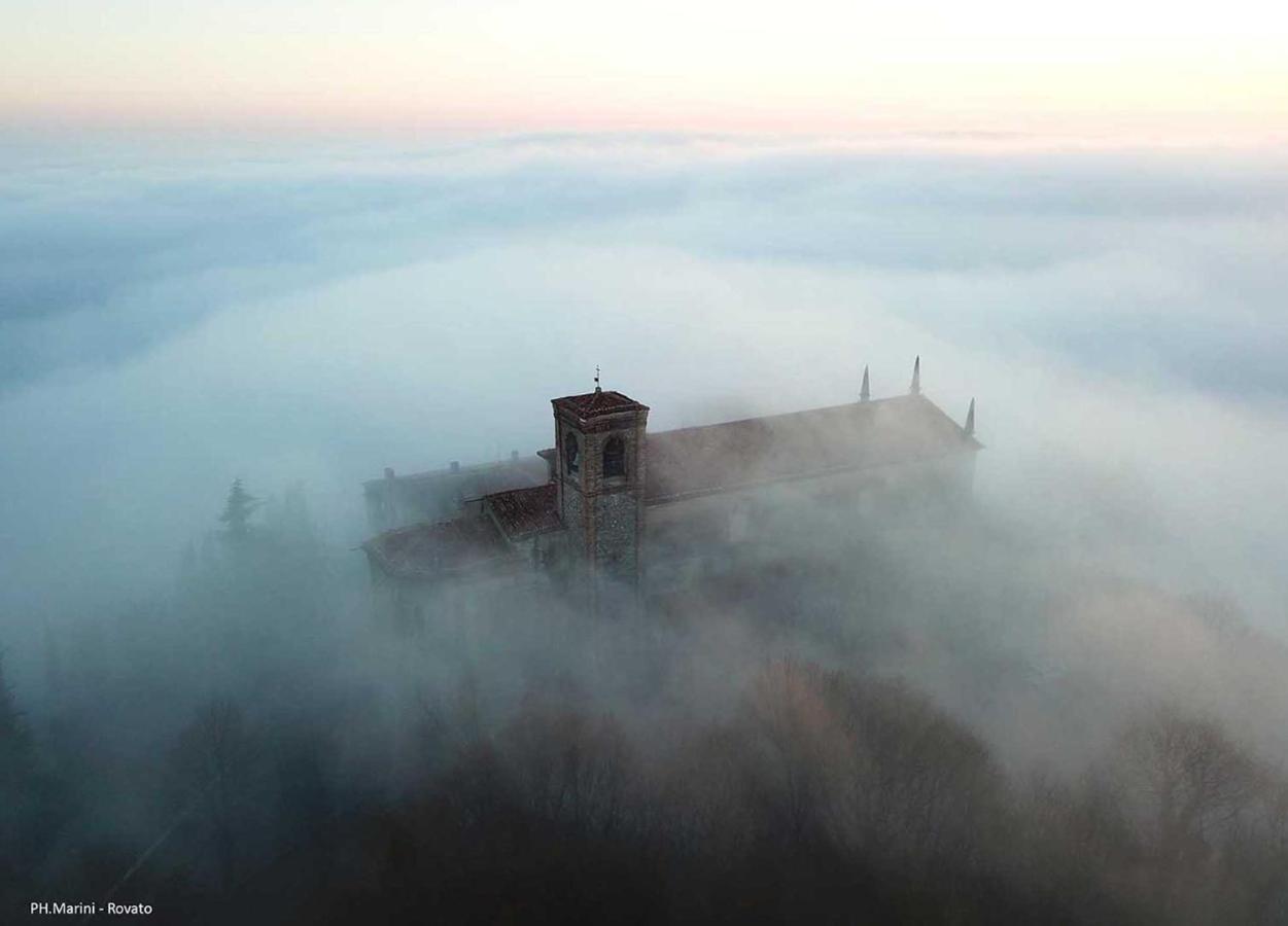 Hotel Convento dell'Annunciata Soul Retreat in Franciacorta Rovato Esterno foto